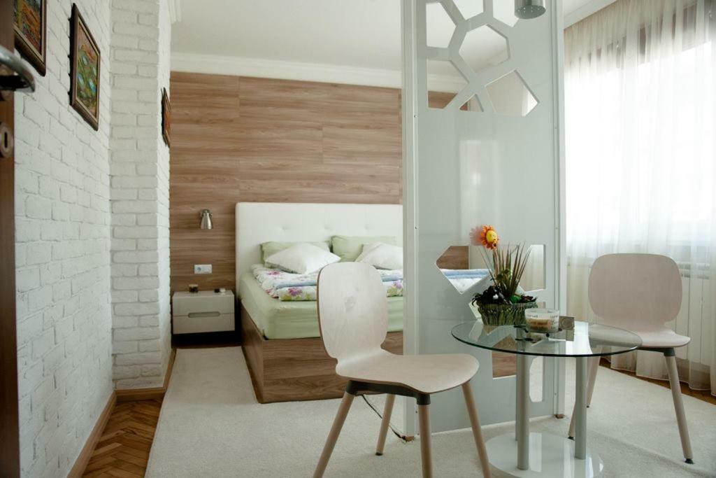 Apartment Art Veliko Tŭrnovo Eksteriør bilde